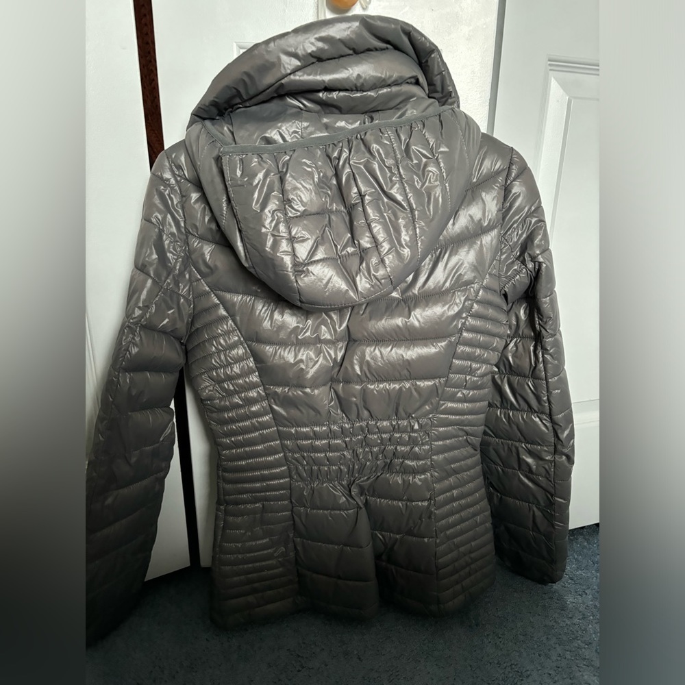 Jacket - Picture 3 of 4